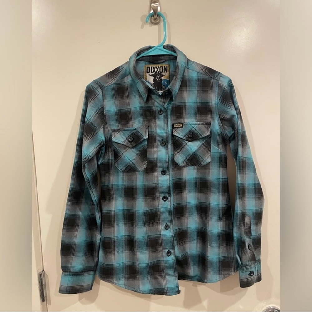 Dixxon Women's Tortuga Flannel - size small - worn once.